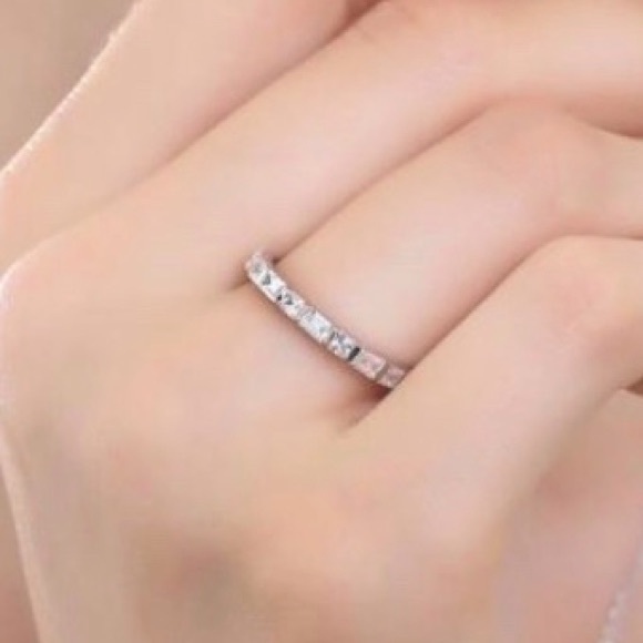 STERLING SILVER WEDDING BAND - Picture 6 of 10